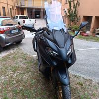 TMAX 560 modello TECH MAX - 2023