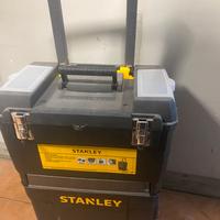 Carrello porta attrezzi