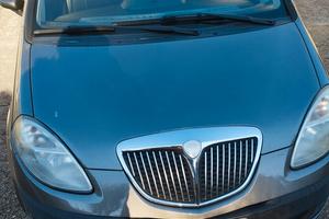 lancia musa versione platino 