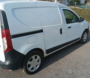 Dacia dokker