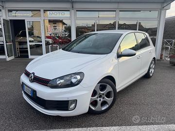 Volkswagen Golf GTI 2.0 TSI DSG 5p. Unico P.