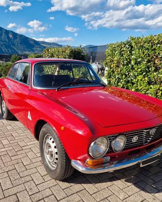 Alfa Romeo GT 1300 Junior