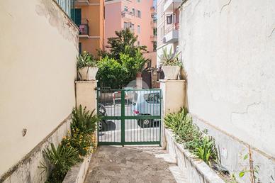 3 LOCALI A ROMA