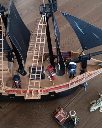 Grande Galeone dei Pirati Playmobil + Personaggi
