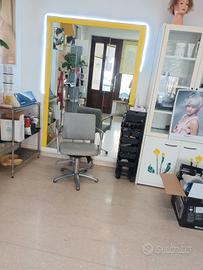 PARTI ARREDAMENTO EX PARRUCCHIERA