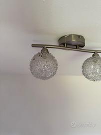Piccolo lampadario a soffitto