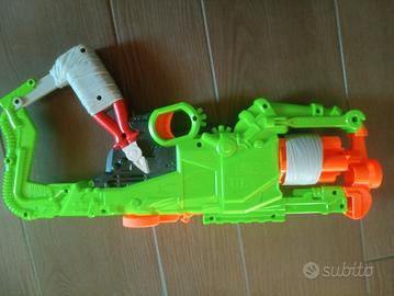 NERF ZOMBIE BALESTRA 