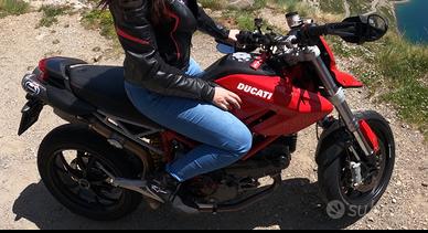 Ducati Hypermotard 1100