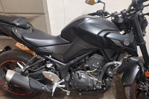 Moto MT03