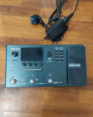 Pedaliera multieffetto Nux Mg30 per chitarra