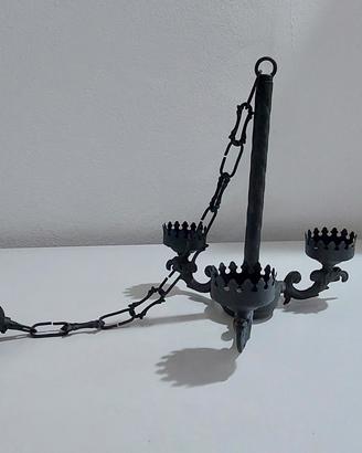Lampadario antico da chiesa