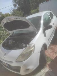 Clio 15dci anno 2008 autocarro 