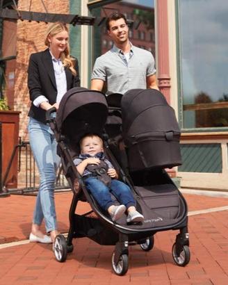 passeggino gemellare Baby Jogger con Navicelle