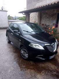 lancia Ypsilon 1300 Multijet 95 cavalli diesel 