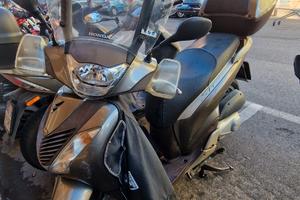 Honda SH 150 i - 1.600 - Roma