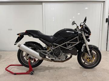 Ducati Monster 900 S4 del 2001 perfetta pari al nu