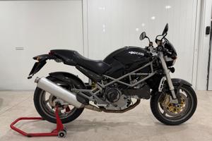 Ducati Monster 900 S4 del 2001 perfetta pari al nu