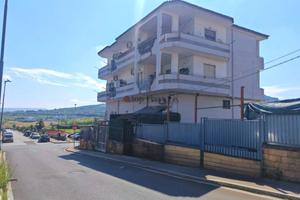 Appartamento di 75 m² con 3 locali e box auto dopp