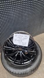 Cerchi lega da 18 e pneumatici Alfa Stelvio