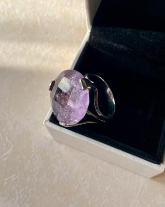 Anello con ametista