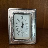 Orologio da comodino