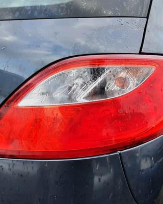 MAZDA 2 ANNO 2009 - STOP POSTERIORE DESTRO