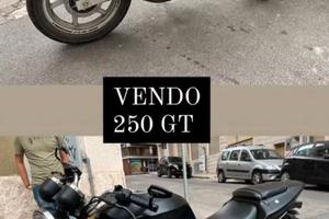 moto 250cc comet gt