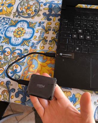 Crucial X9 SSD 1TB USB-C