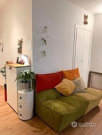 Divano colorato 2 posti divisibile in 2 poltrone