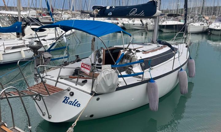 BARCA A VELA Comar Comet 1000