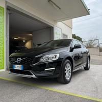 Volvo V60 CrossCountry D3 Business gear GARANZIA24
