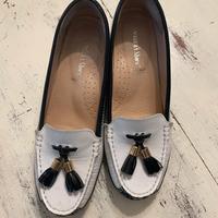 Scarpe sportive in pelle bianca e blu