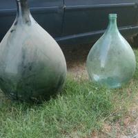 Damigiane decorative