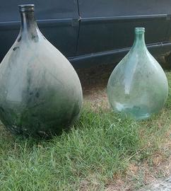 Damigiane decorative