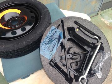 RUOTINO DI SCORTA MIS 135/ R16 +ACCES X FIAT 500 L