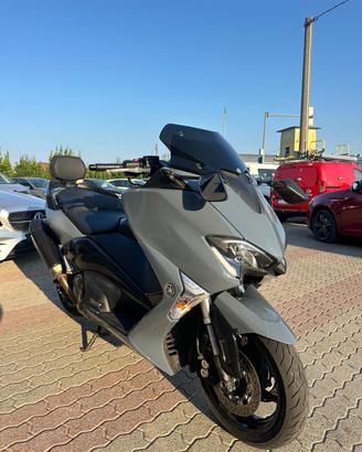Yamaha TMAX SX