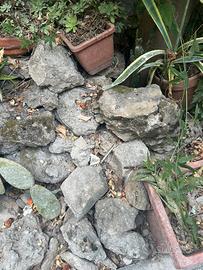 Rocce aiuole o vialetti