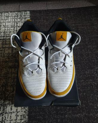 Scarpe Jordan aura 5