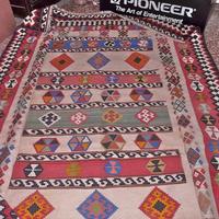 Kilim in lana.e tappeti passatoie guida persiani
