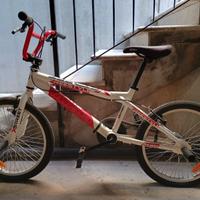 Bicicletta BMX Atala Freestyle