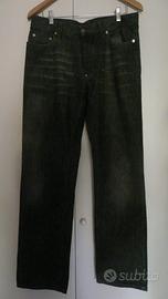 Pantaloni di tendenza uomo