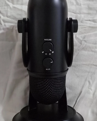 Logitech G Blue Yeti Microfono USB + Shock Mount