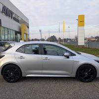 TOYOTA Corolla 1.8 Hybrid Black edition