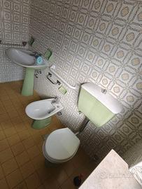 Sanitari marca Richard Ginori con logo stampato