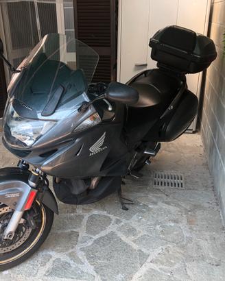 HONDA DEAUVILLE 700 ABS