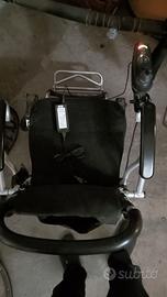 Sedia a rotelle electrica
