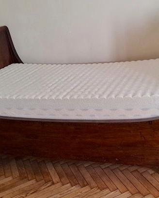 Letto a barca antico