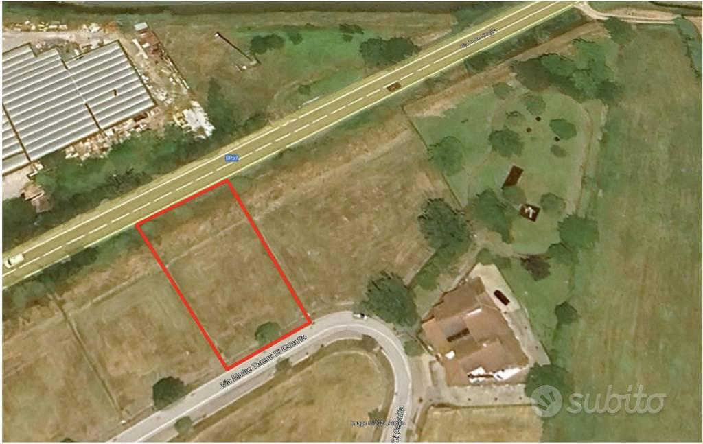 Immobile in asta di 960 m² con 1 locale a Curtaton - Vista 2