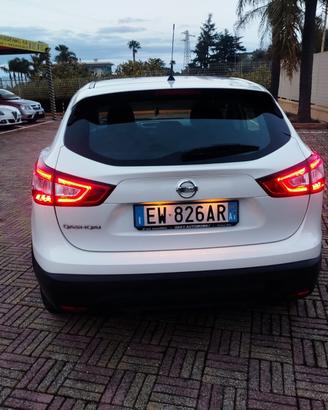 Nissan Qashqai 1.2 DIG-T Tekna