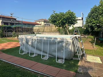 Piscina 4M x 2M x 1.22M in buono stato